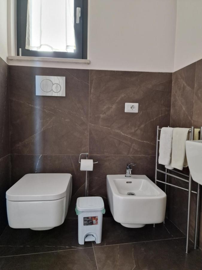 The White Domus Apartment ตาออร์มินา ภายนอก รูปภาพ