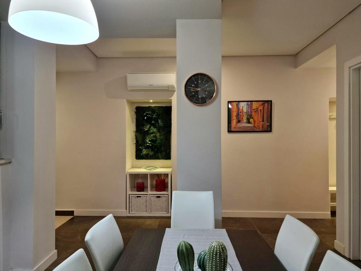 The White Domus Apartment ตาออร์มินา ภายนอก รูปภาพ