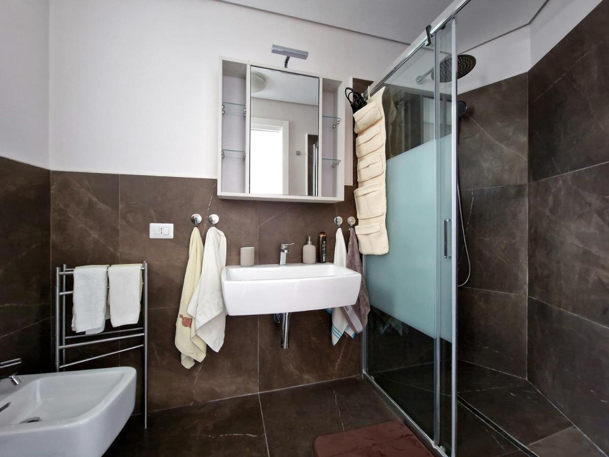 The White Domus Apartment ตาออร์มินา ภายนอก รูปภาพ