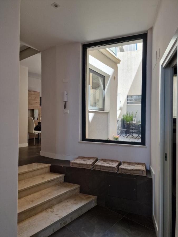 The White Domus Apartment ตาออร์มินา ภายนอก รูปภาพ