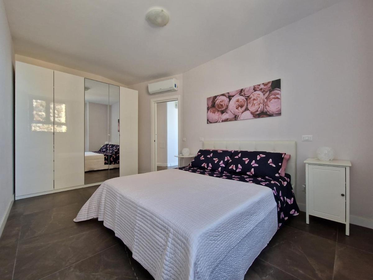 The White Domus Apartment ตาออร์มินา ภายนอก รูปภาพ