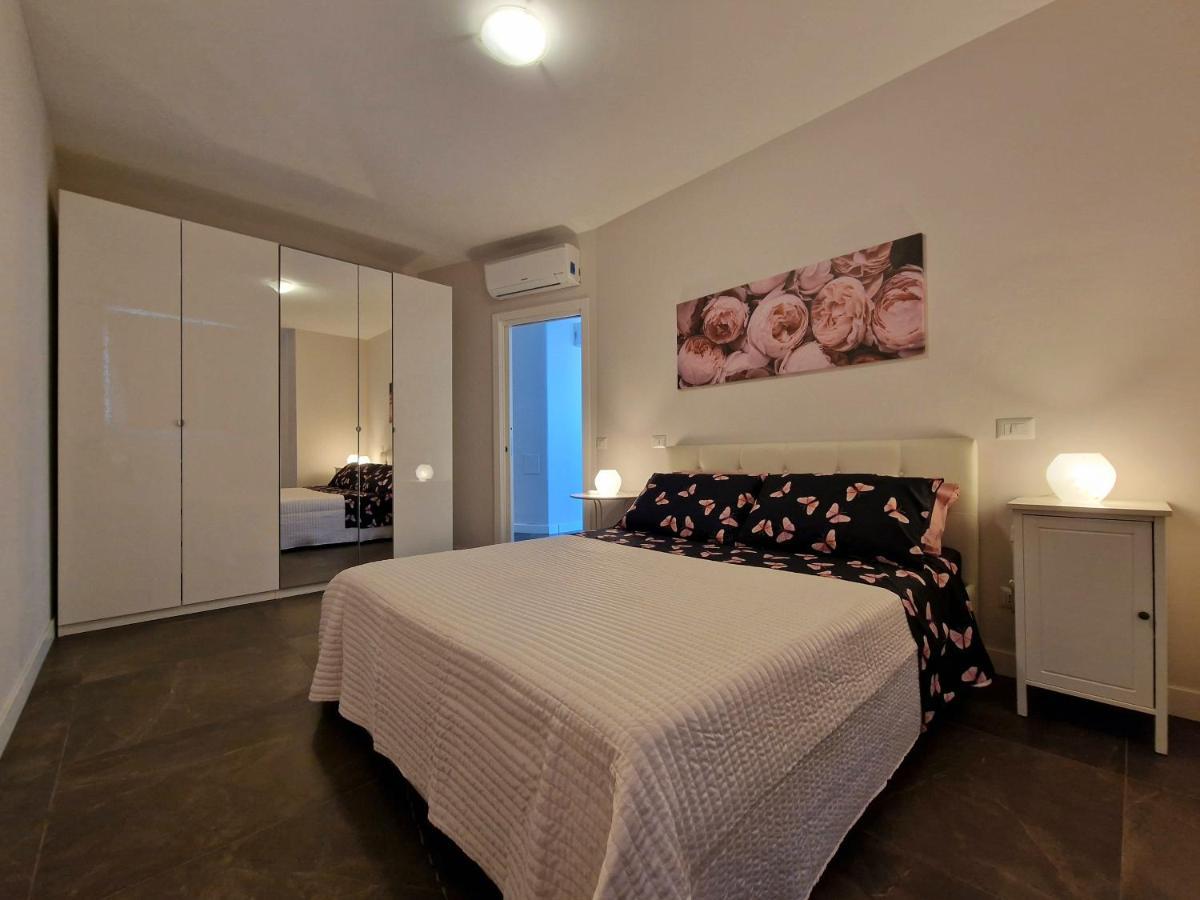 The White Domus Apartment ตาออร์มินา ภายนอก รูปภาพ