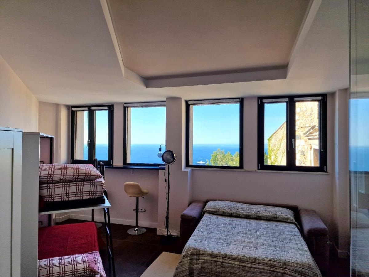 The White Domus Apartment ตาออร์มินา ภายนอก รูปภาพ